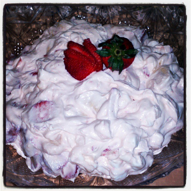 Strawberry Banana Cheesecake Salad - Acadiana's Thrifty Mom