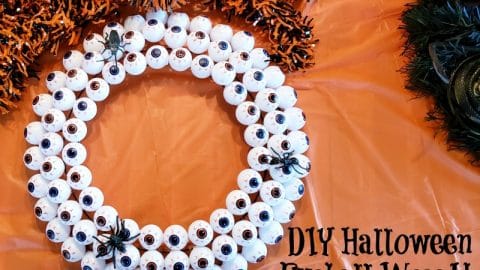 How To Make Your Own DIY Halloween Eyeball Wreath