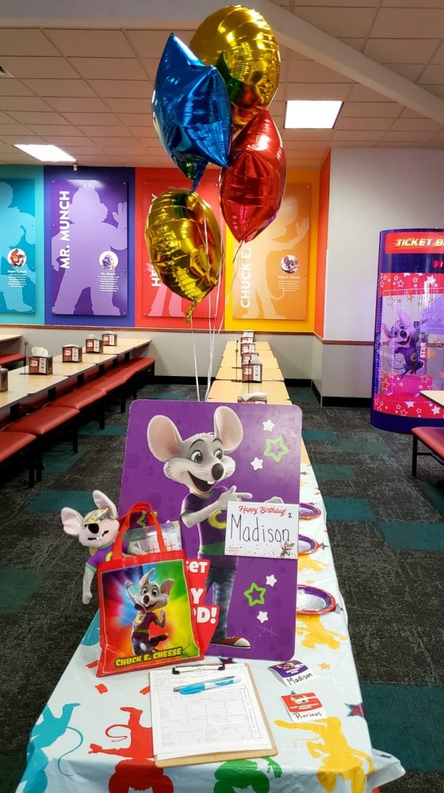 Even Your Big Kids Will Have Fun and Love The Fresh Food At Chuck E ...